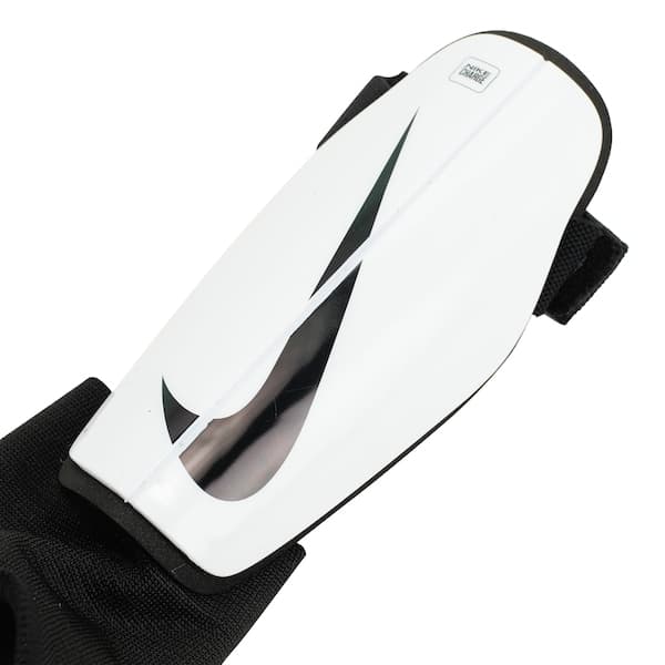 Caneleiras de Futebol Nike Charge Júnior