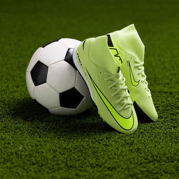 Chuteira Society Adulto Nike Mercurial Superfly 10 Academy