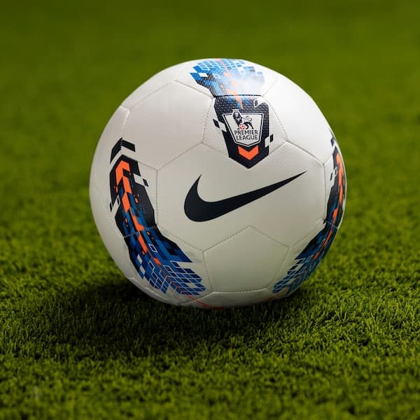 Bola de Futebol Nike Heritage Seitiro