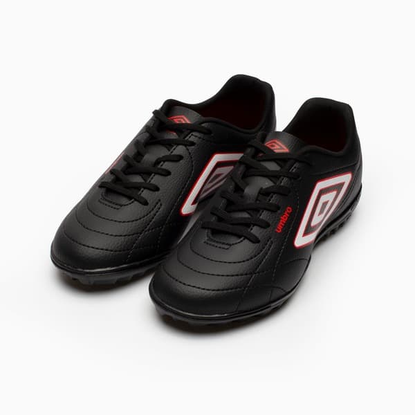 Umbro Class Futebol Society Adulto Preto, com detalhes em vermelho e branco.