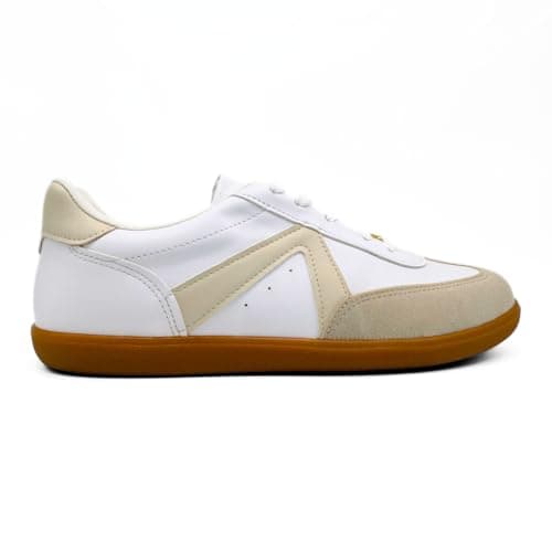 Tênis casual adulto off-white Vizzano com detalhes em bege e solado marrom.