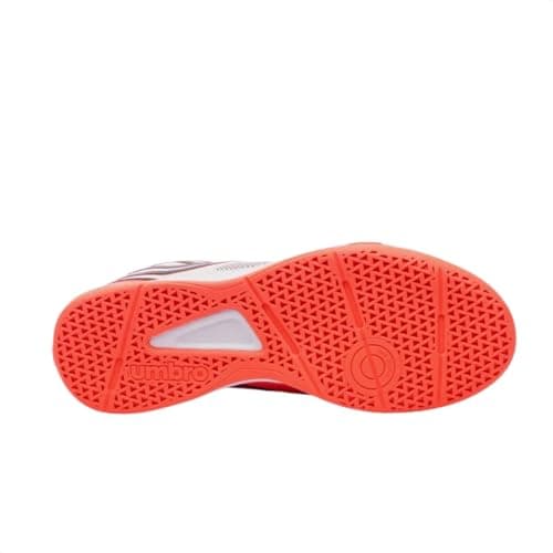 Sola do tênis Umbro Pro 5 Bump Club Futsal Coral, com padrão de triângulos.
