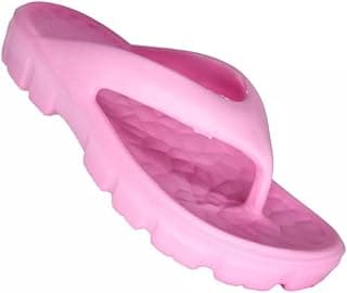 Sandália rosa ortopédica de dedo leve e macio, com sola texturizada, ângulo frontal, fundo branco.