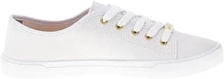 Tênis casual Moleca branco com fivelas douradas