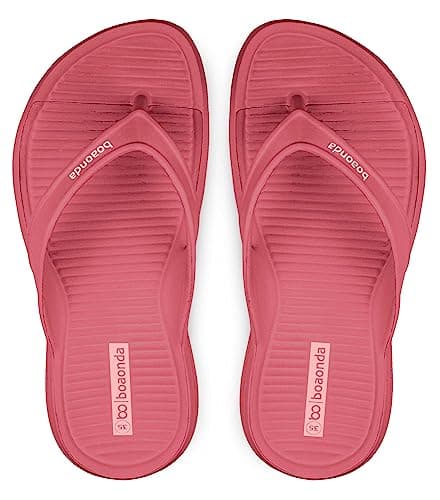 Chinelo rosa escuro Boaonda, design ergonômico, sola texturizada, marca visível