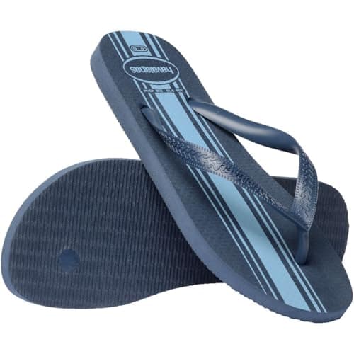 Par de chinelos Havaianas Color Essential Masculino Azul com tiras azuis e sola texturizada.