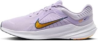 Tênis de corrida Nike WMNS Quest 5 feminino branco e roxo com logotipo de swoosh amarelo