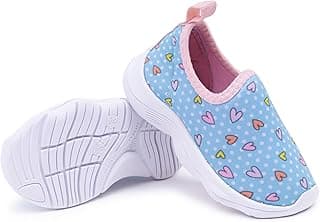 Tênis infantil menina slip-on azul e rosa com estampa de corações