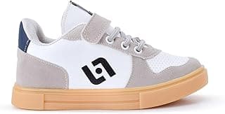 Tênis infantil casual branco e cinza com logotipo preto