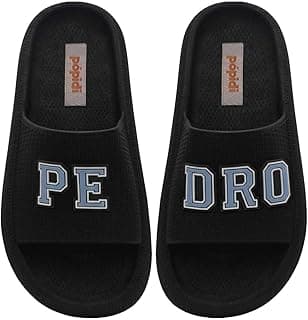 Chinelos personalizados pretos para crianças com o nome PEDRO