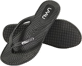 Chinelo feminino LAVAU preto com tiras entrelaçadas e solado antiderrapante