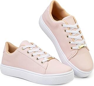 Tênis feminino rosa pálido com sola branca e detalhes dourados, confortável e elegante