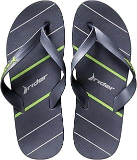 Chinelos Rider slip-on pretos e verdes, com tiras e detalhes em branco, fundo branco
