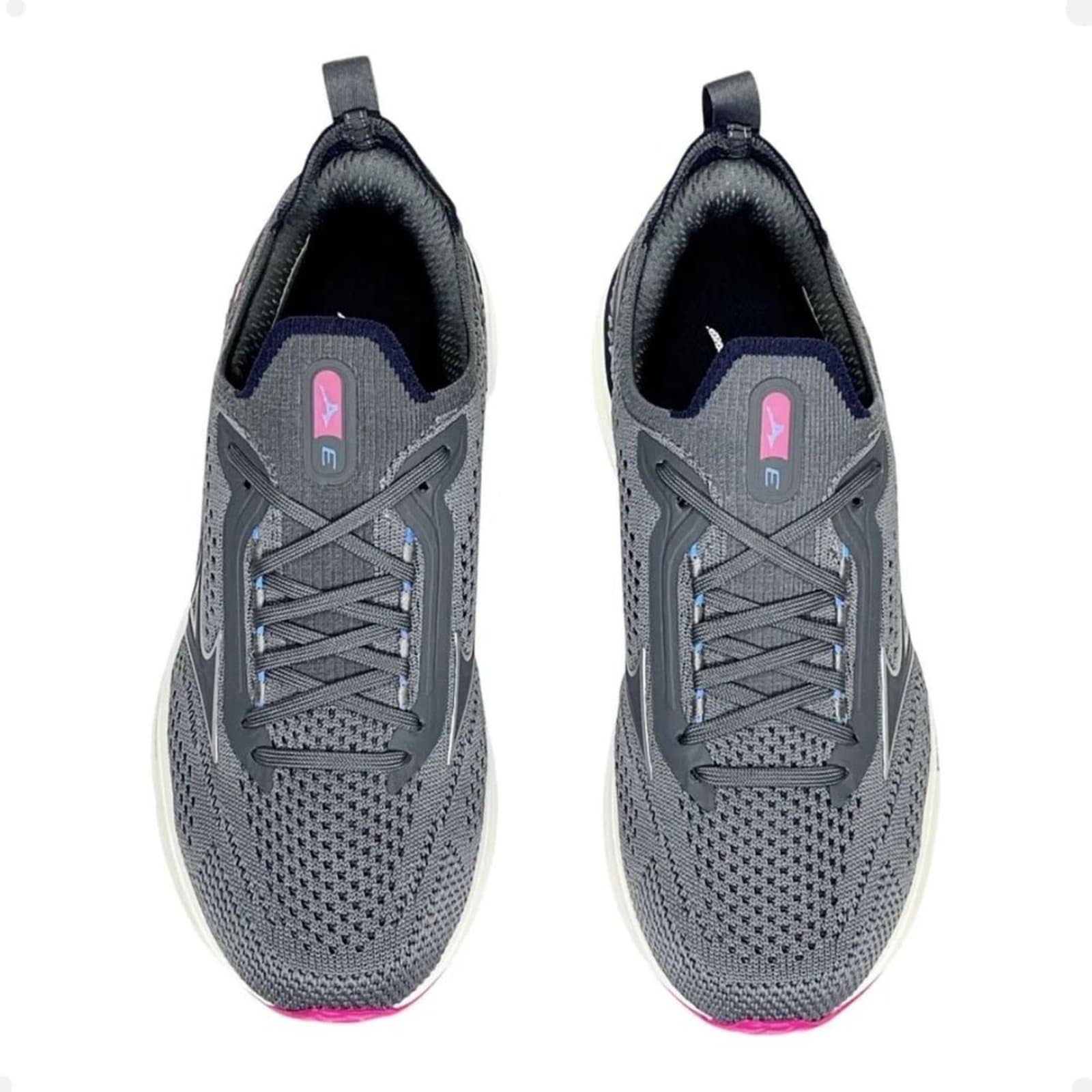 Tênis Mizuno Cool Ride 3 feminino cinza e rosa com solado branco.